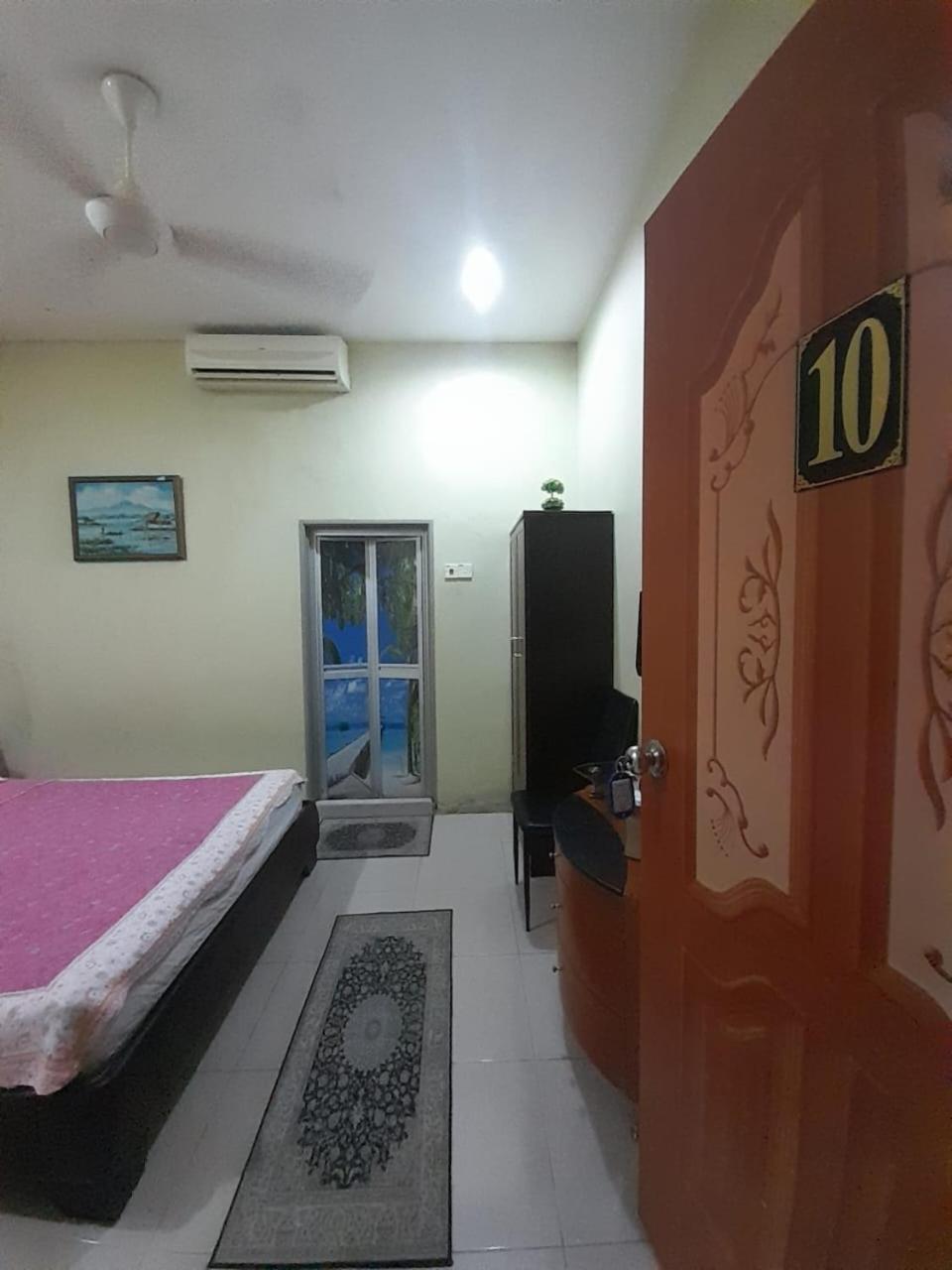 Ummul Motel Arau Esterno foto