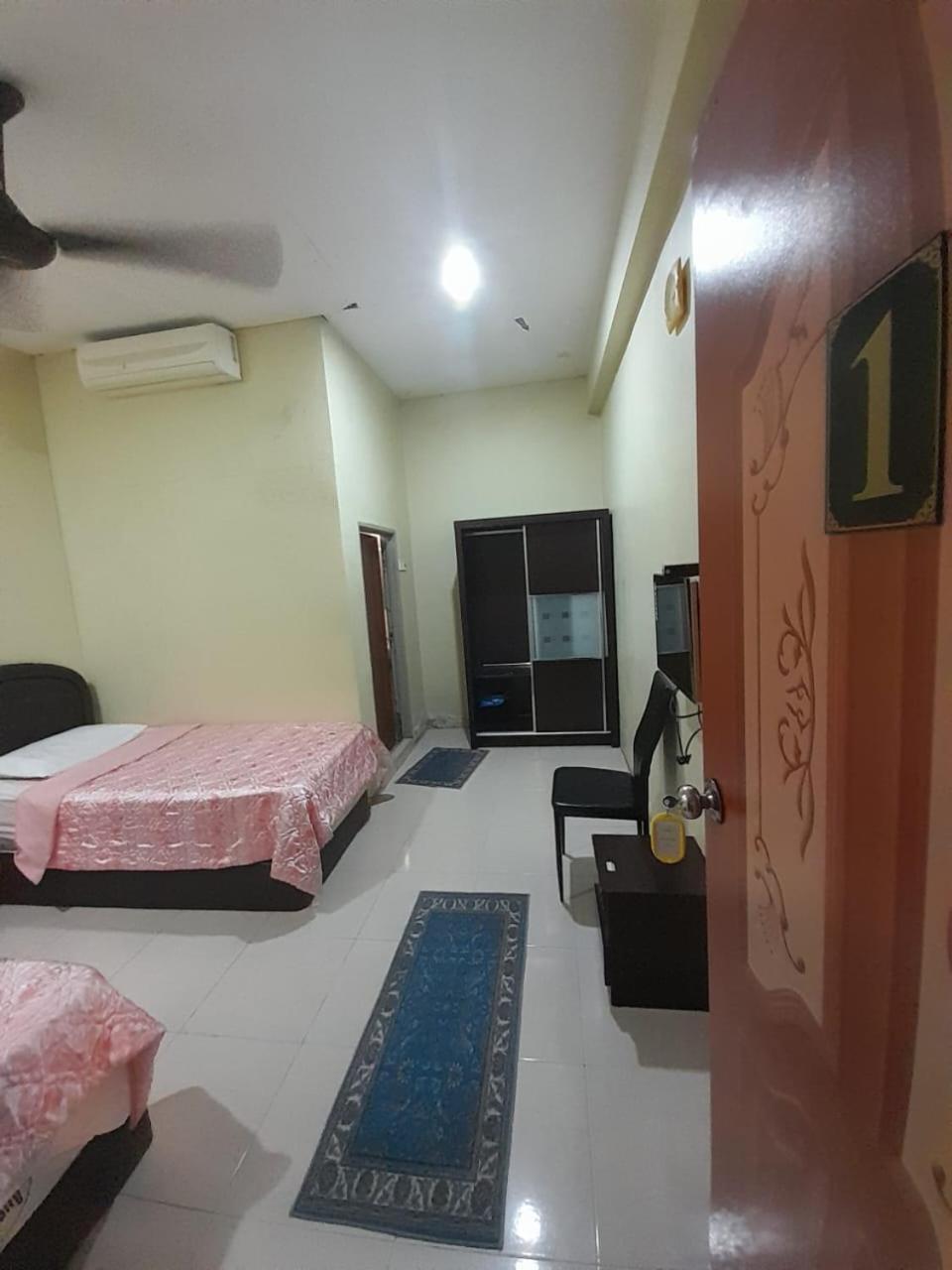 Ummul Motel Arau Esterno foto